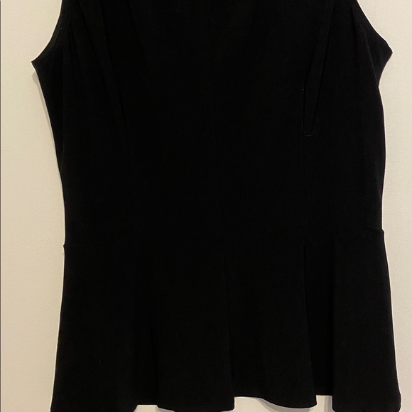 Perceptions Black 2 piece outfit with Animal Print Accent, lightweight - Picture 6 of 12